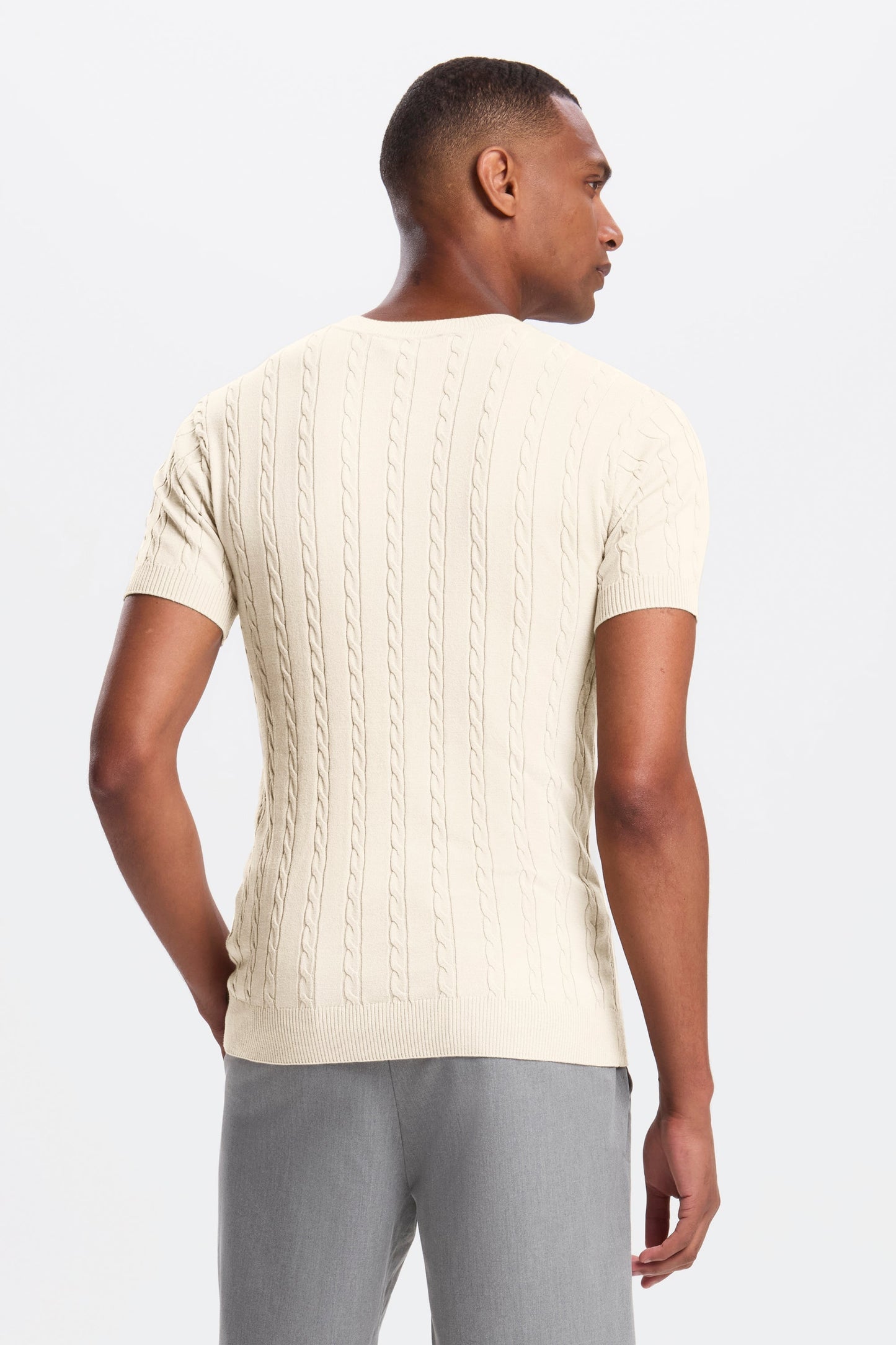 DAS KABEL-KURZARM-T-SHIRT